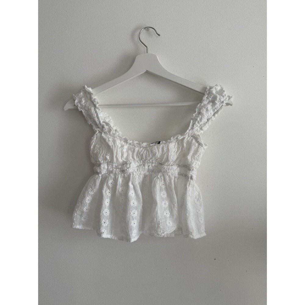 ✿ Princess Polly White Eyelet Peplum Crop Top Smocked Summer Size US 4 ✿